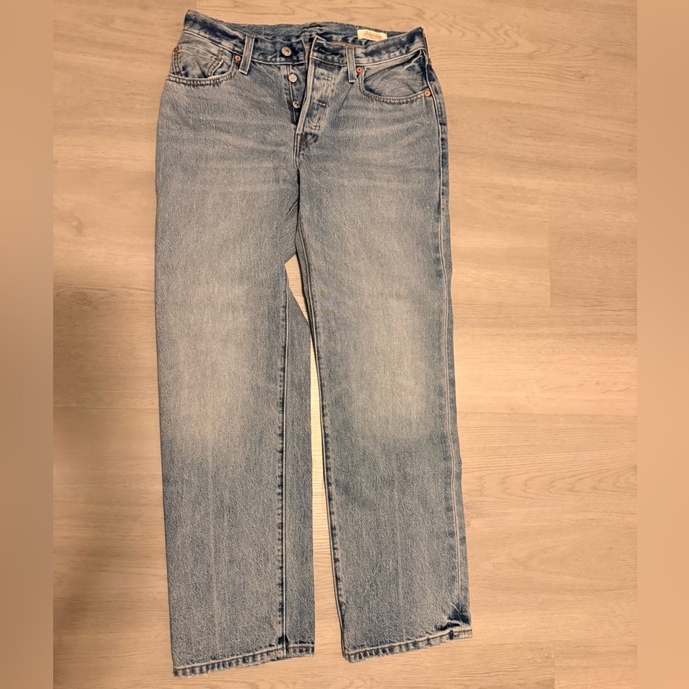 Levi's Premium Women's Straight Leg Jeans W26X30L NWOT